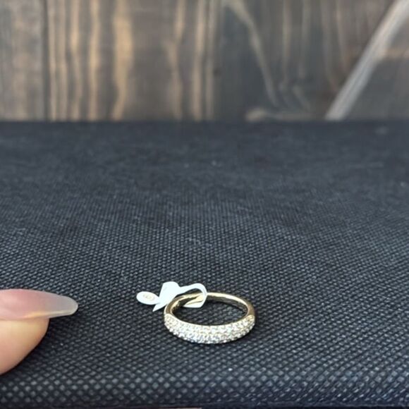 Elegant 14K Gold Plated Zirconia Ring - Picture 7 of 9